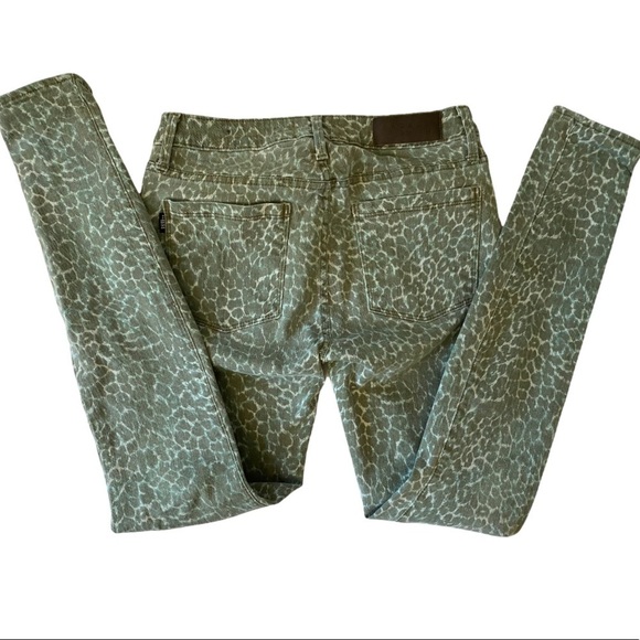 Parker Smith Skinny Olive green Teal Animal Print Cotton Blend Jean - Picture 4 of 9